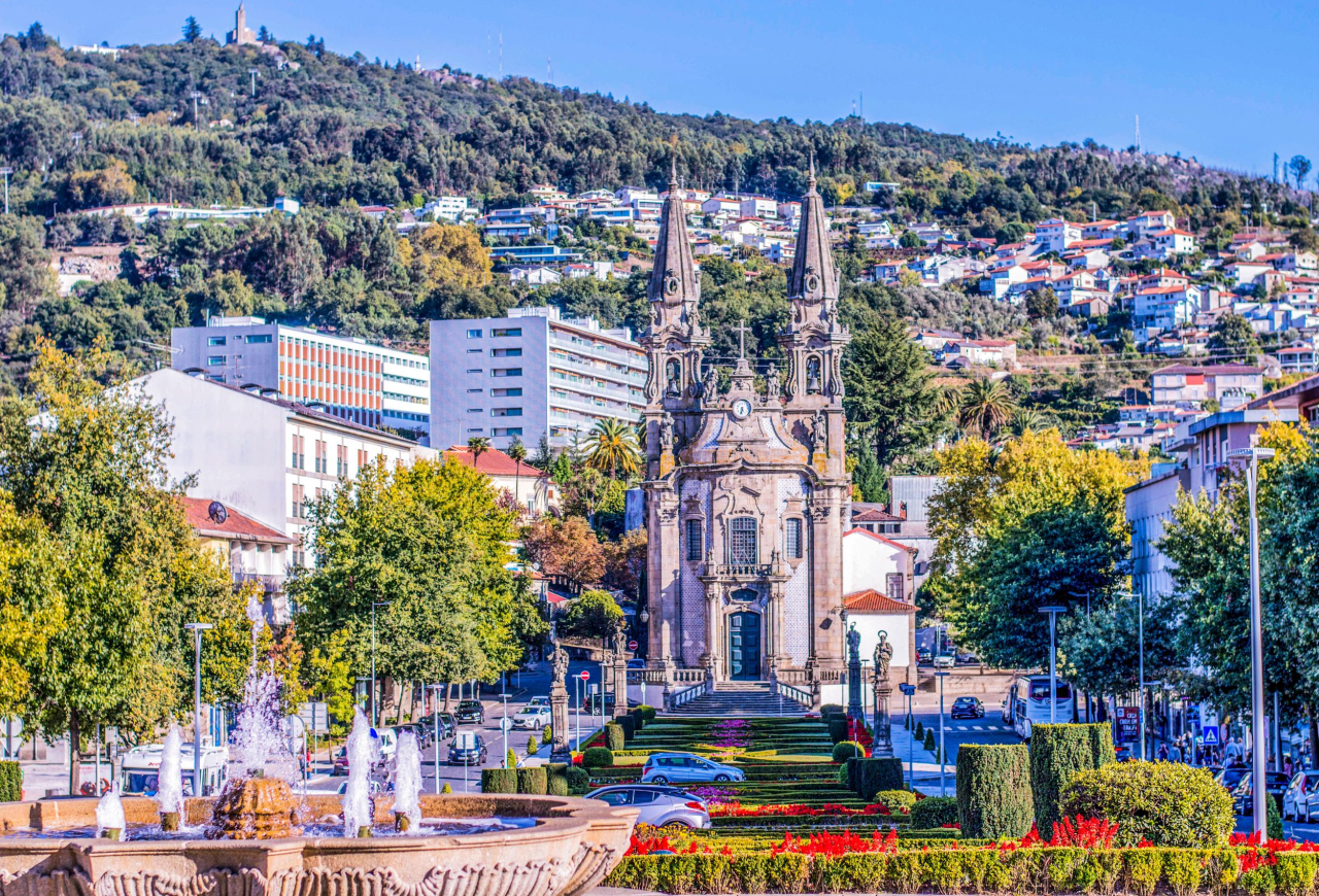 Porto un Portugāles ziemeļu šarms – kultūra, vīns un okeāna romantika