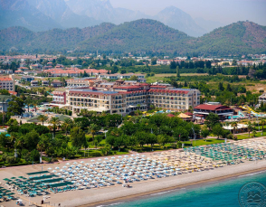 L'oceanica Beach Resort Hotel