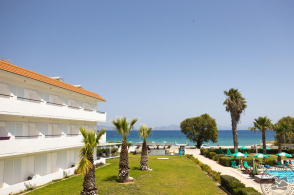 Pylea Beach Hotel