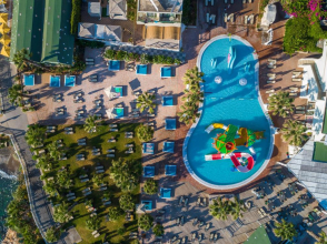 Star Beach Village & Water Park