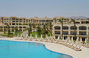 Cleopatra Luxury Resort