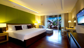 Graceland Khaolak Resort & Spa