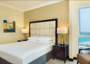 Radisson Blu Hotel & Resort Abu Dhabi Corniche