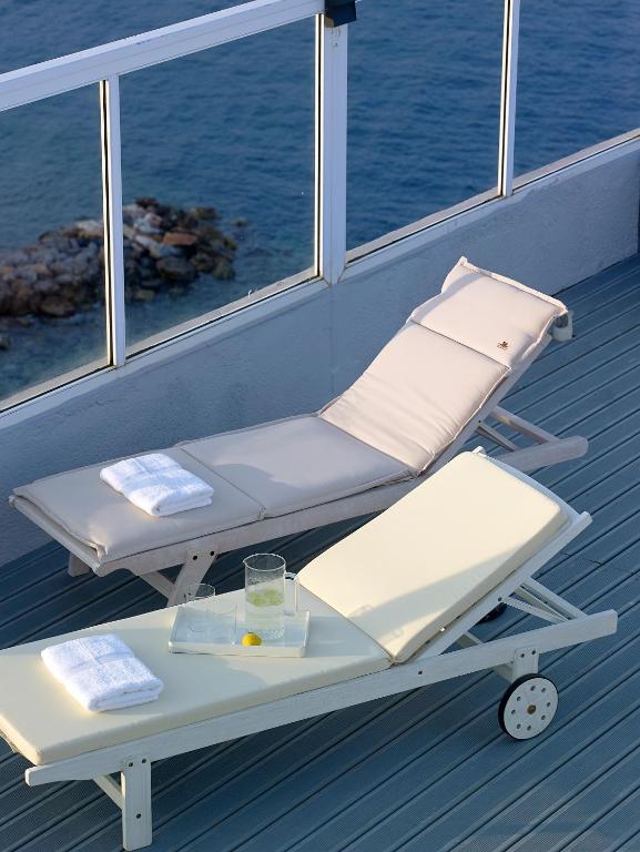 Mistral Bay Hotel