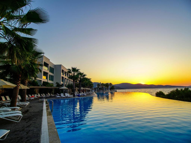 Blue Dreams Resort & Spa