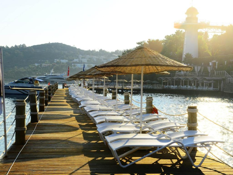 Blue Dreams Resort & Spa