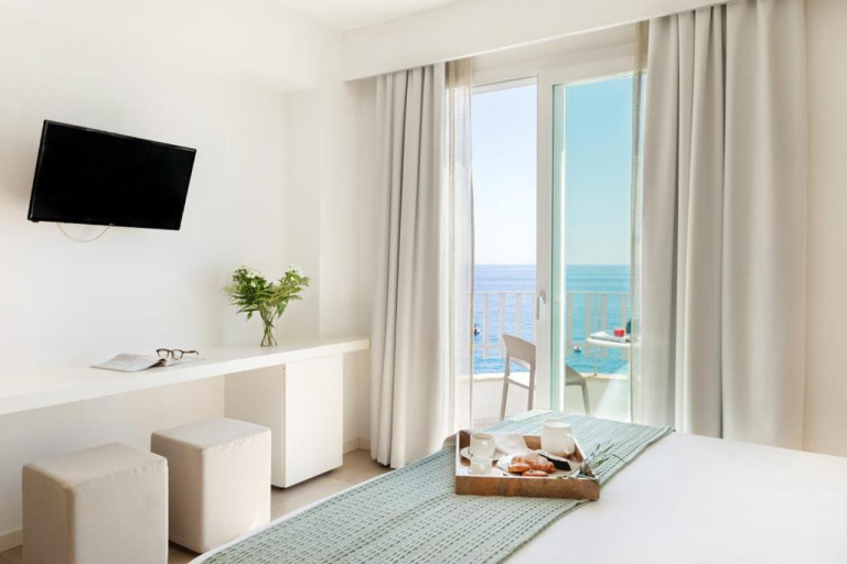 Albatros Beach Hotel