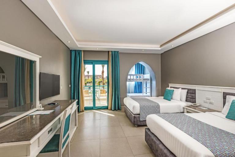 Sunrise Garden Beach Resort