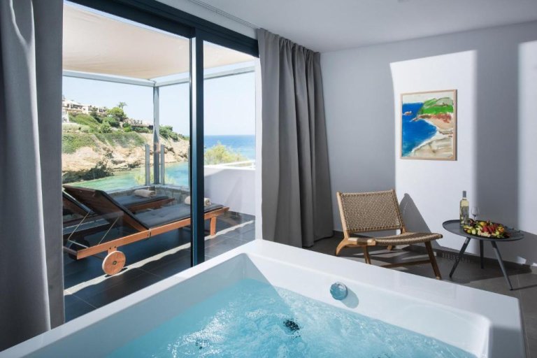 Peninsula Resort & Spa