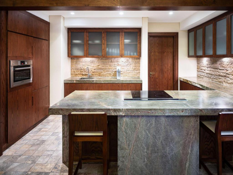 Sofitel Dubai The Palm Resort & Spa