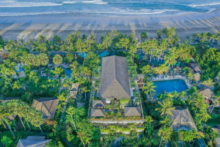 Legian Beach 4*