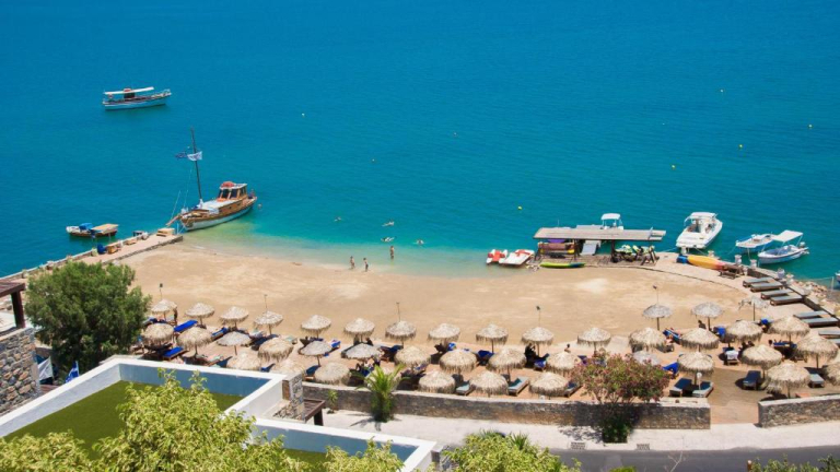 Royal Marmin Bay Boutique & Art Hotel