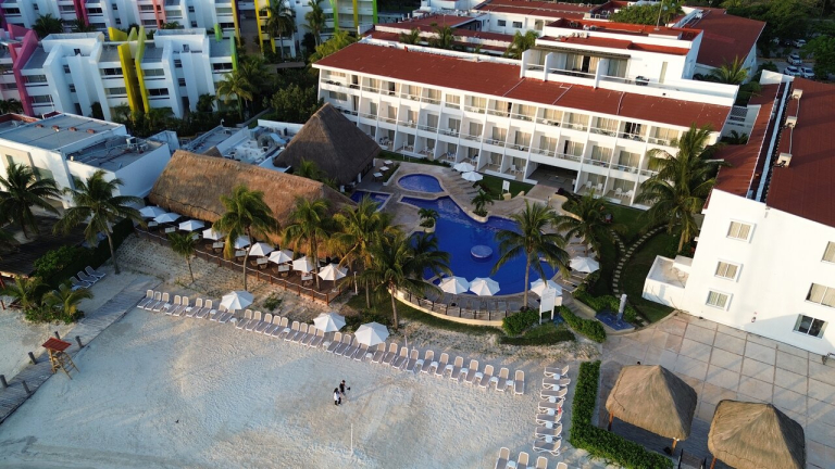 Cancun Bay Resort 4*