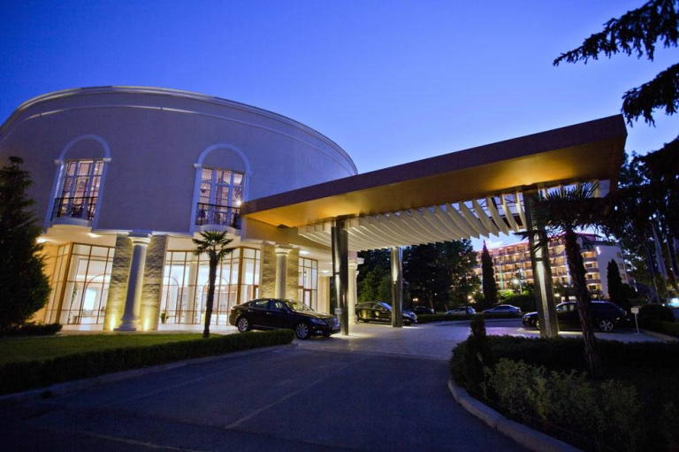 DIT Evrika Beach Club Hotel