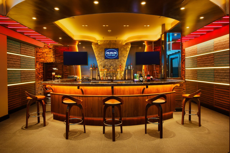 Araliya Beach Resort & Spa