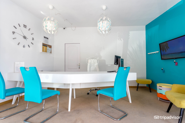 Malibu Park Apartments