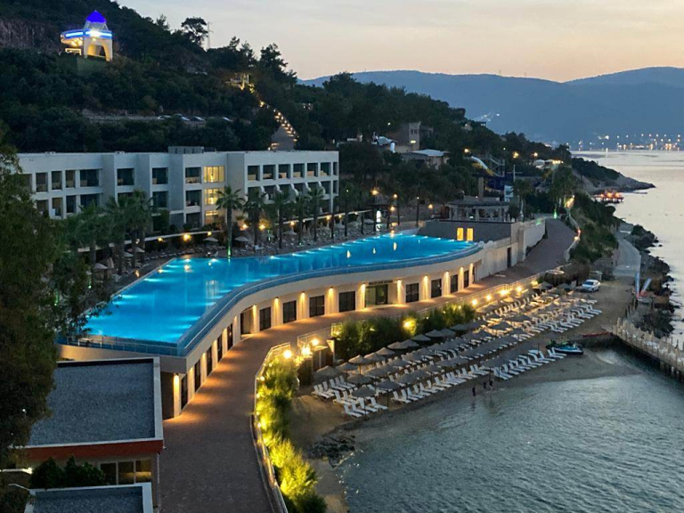 Blue Dreams Resort & Spa