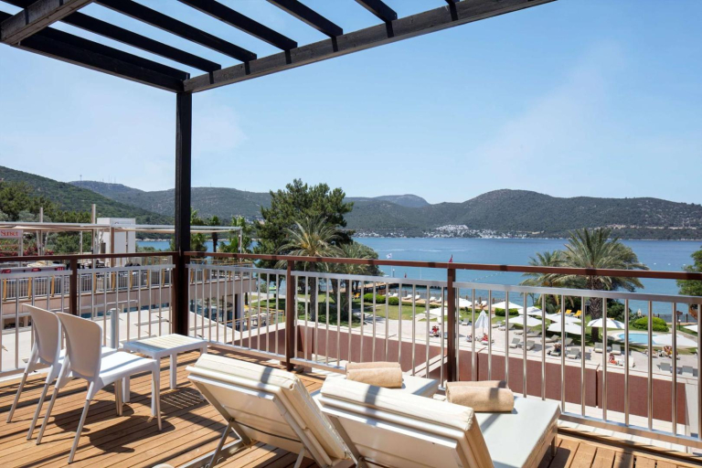 DoubleTree by Hilton Bodrum Isil Club Resort