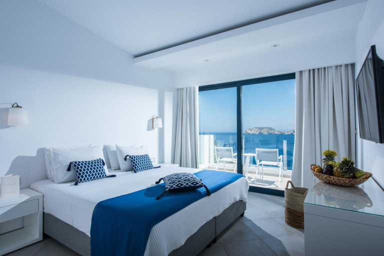 Peninsula Resort & Spa