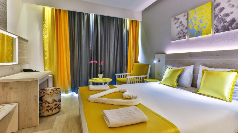 Carine Hotel Park