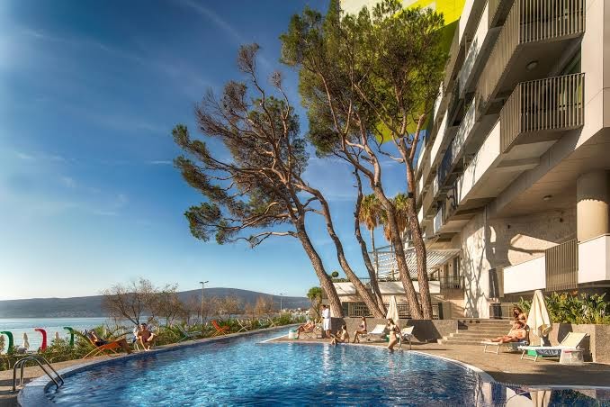 Carine Hotel Park