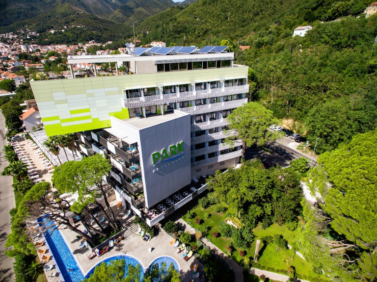 Carine Hotel Park