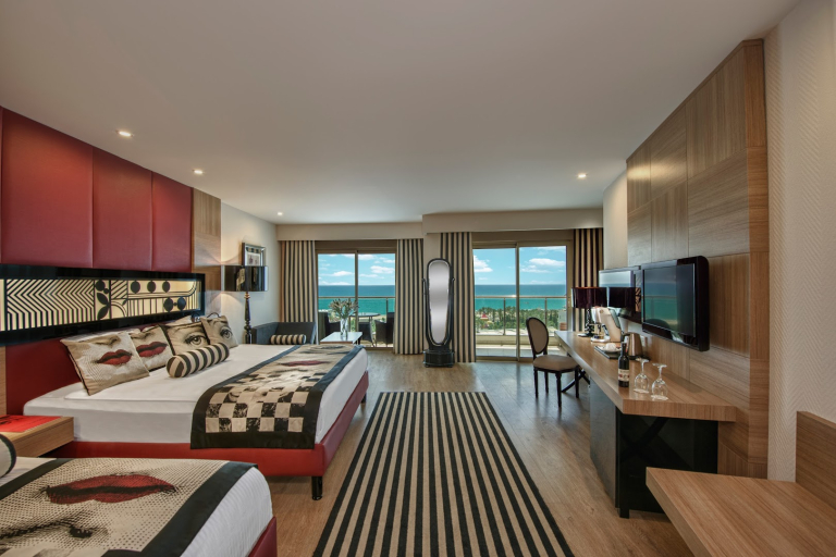 Delphin Imperial Hotel