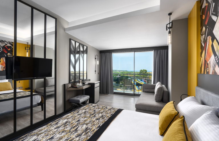 Arnor De Luxe Hotel & Spa