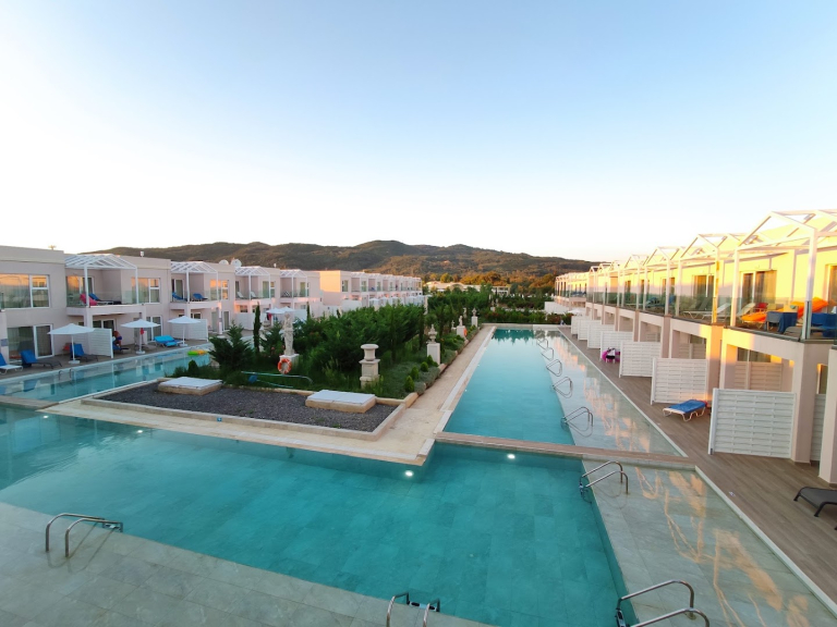 Sandy Villas Resort
