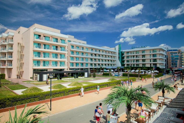 DIT Evrika Beach Club Hotel