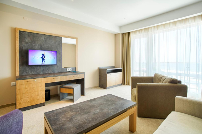 DIT Evrika Beach Club Hotel