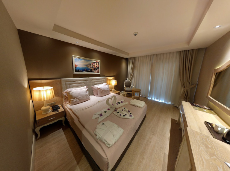 Bellis Deluxe Hotel