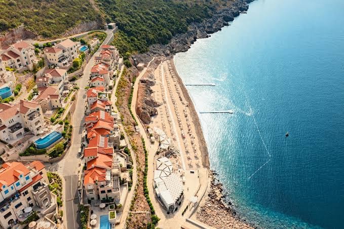 The Chedi Lustica Bay Hotel