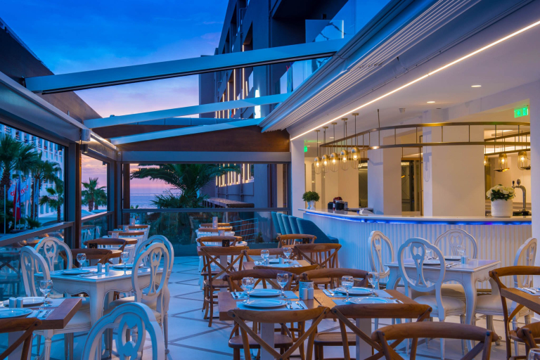 Mari Kristin Beach Hotel