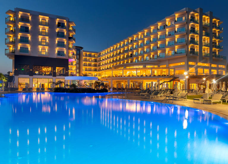 Nissiblu Beach Resort