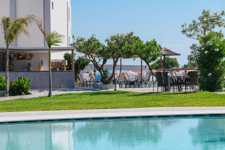 Marvida Hotel Niriides Beach