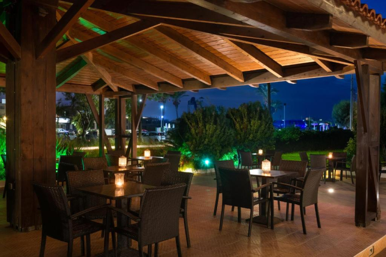 Matoula Beach Hotel