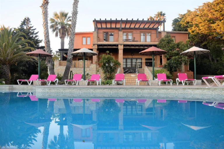 Quinta do Mar Country & Sea Village