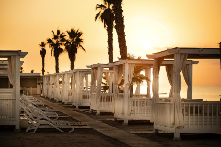 Adora Hotel & Resort