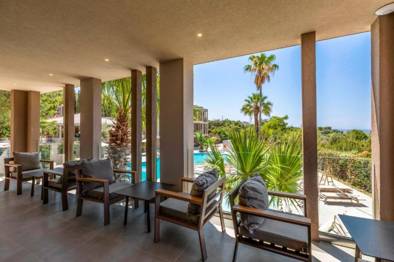 White Olive Premium Lindos