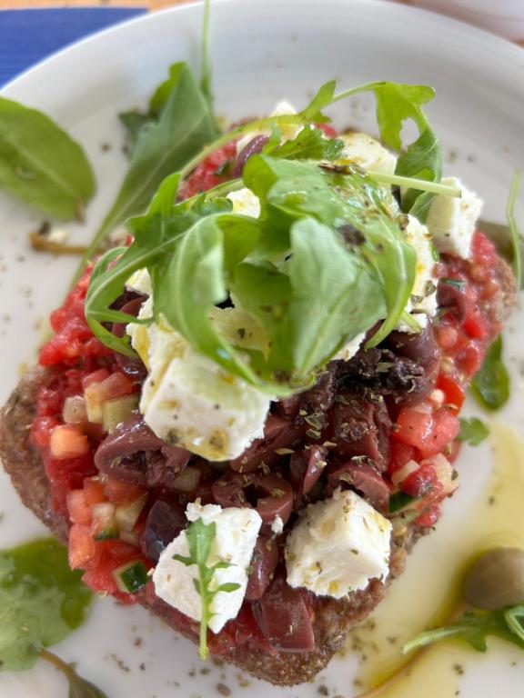 Brati II Beach Hotel