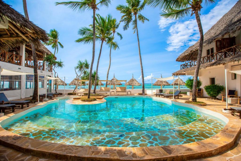 AHG Dream's Bay Beach