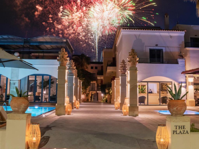 Grecotel Plaza Beach House