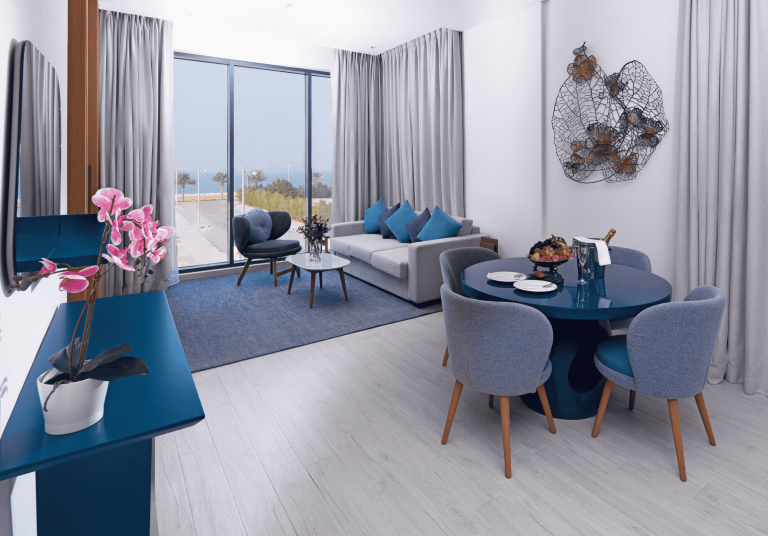 C Central Resort The Palm