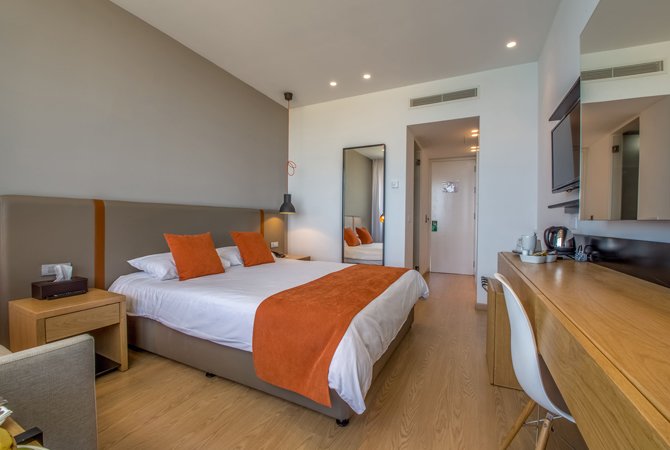 Crystal Springs Beach