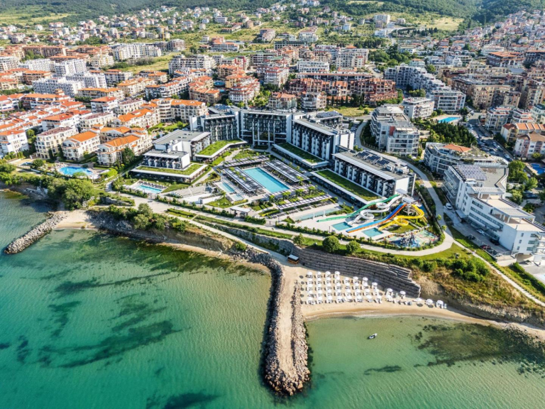 Voya Beach Resort