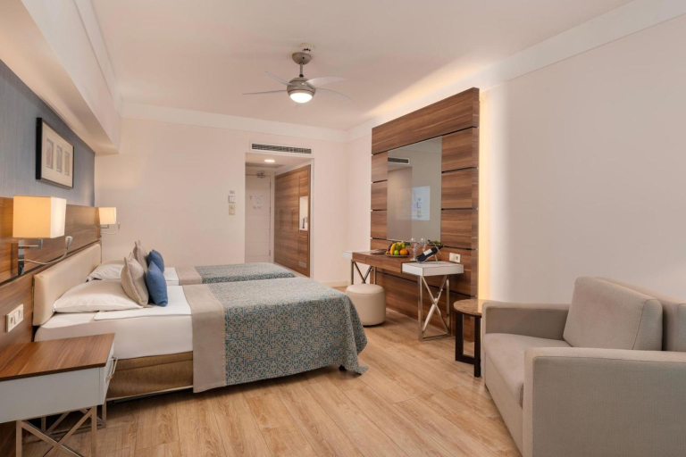 Limak Atlantis De Luxe Hotel & Resort