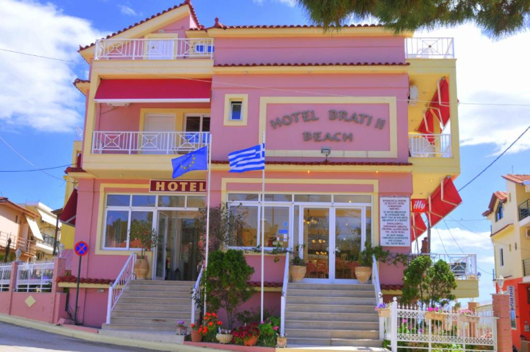 Brati II Beach Hotel
