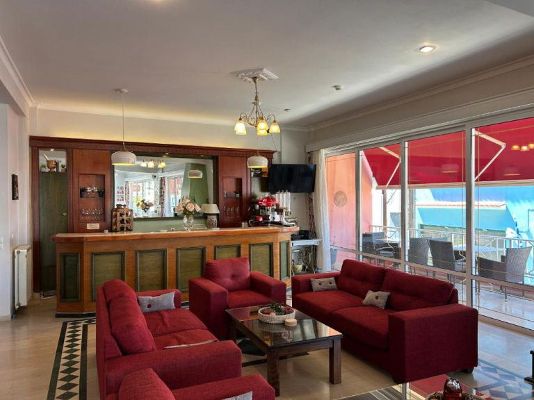 Brati II Beach Hotel