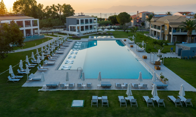 Acharavi Beach 4*